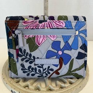 Vera Bradley wallet - new